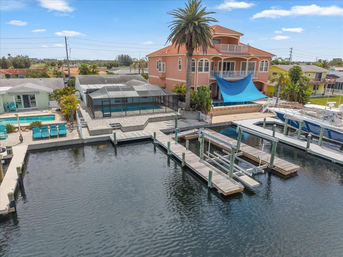 FLOR A MAR - Residential