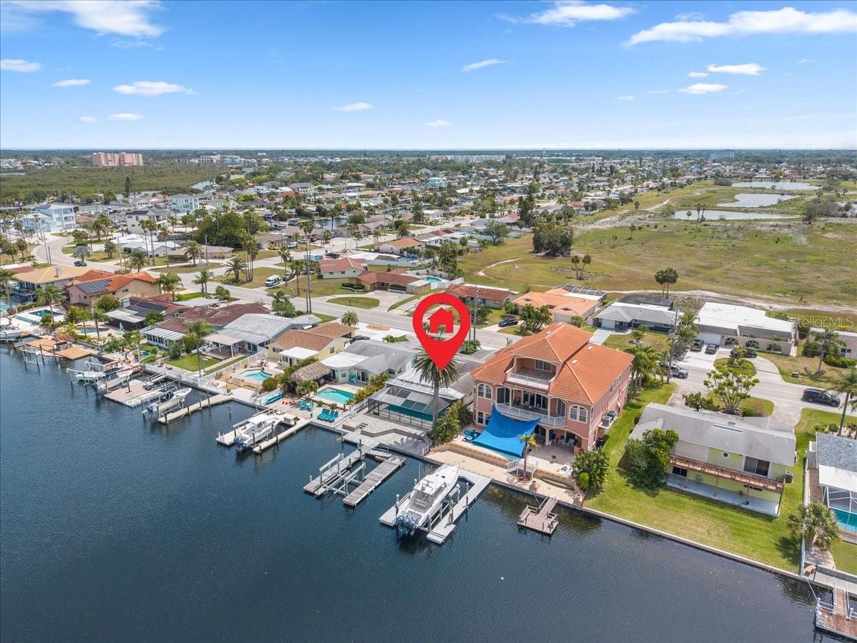 FLOR A MAR - Residential