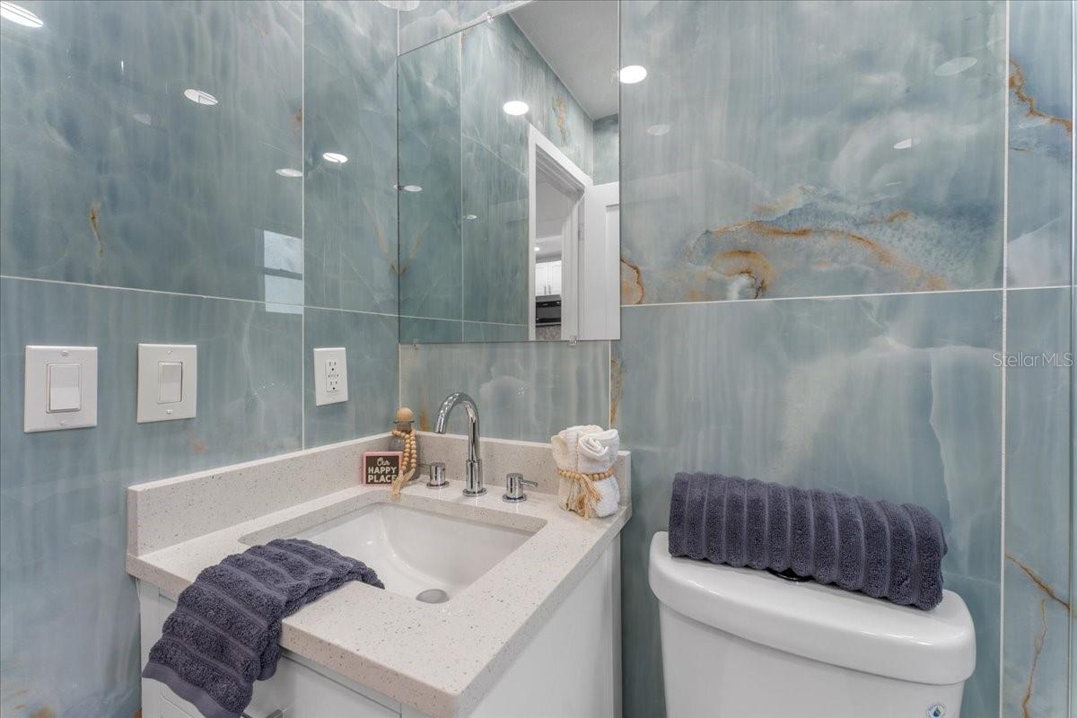 FLOR A MAR - Residential