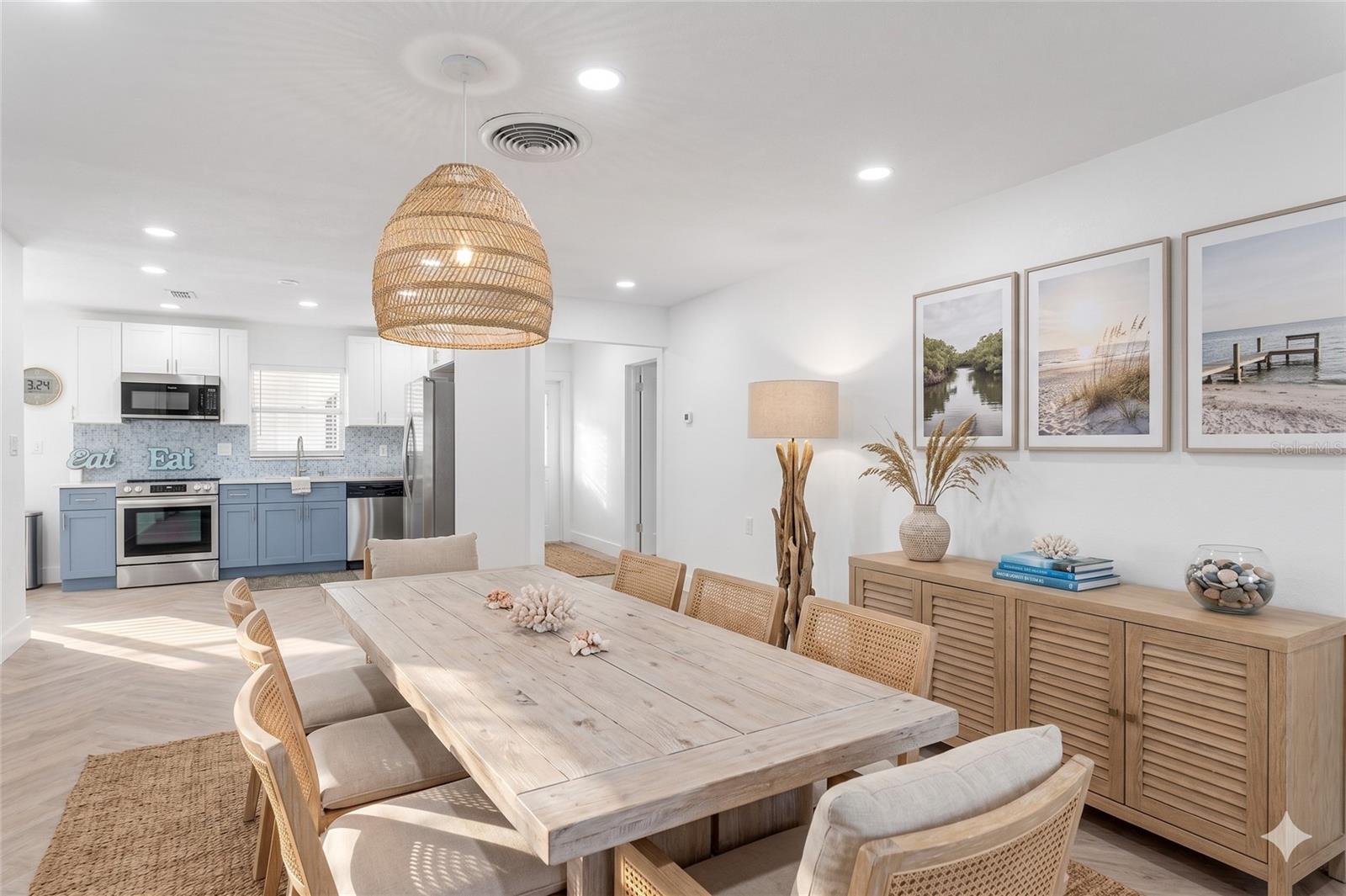 FLOR A MAR - Residential