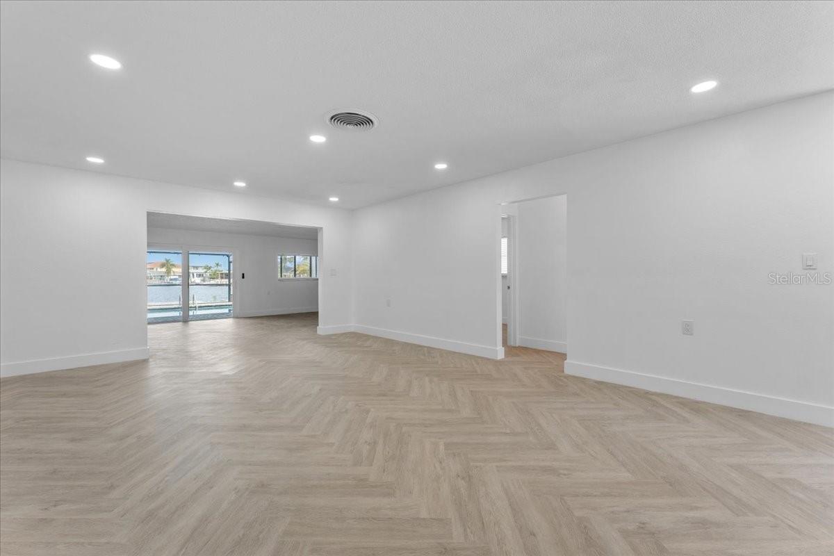 FLOR A MAR - Residential