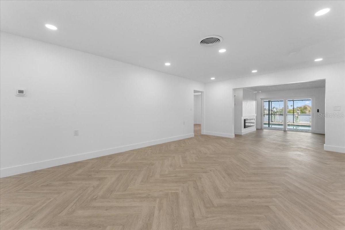 FLOR A MAR - Residential