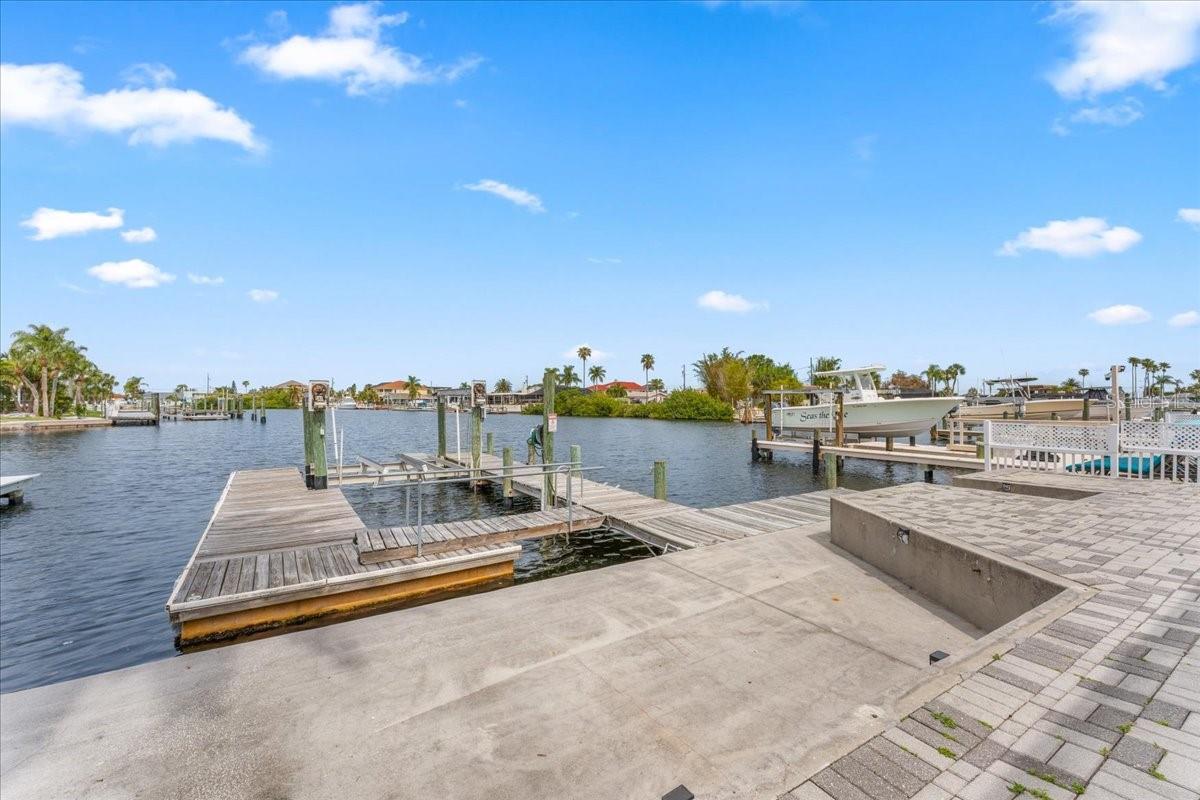 FLOR A MAR - Residential