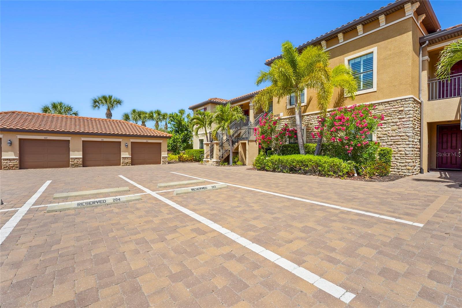 ESPLANADE ON PALMER RANCH - Residential