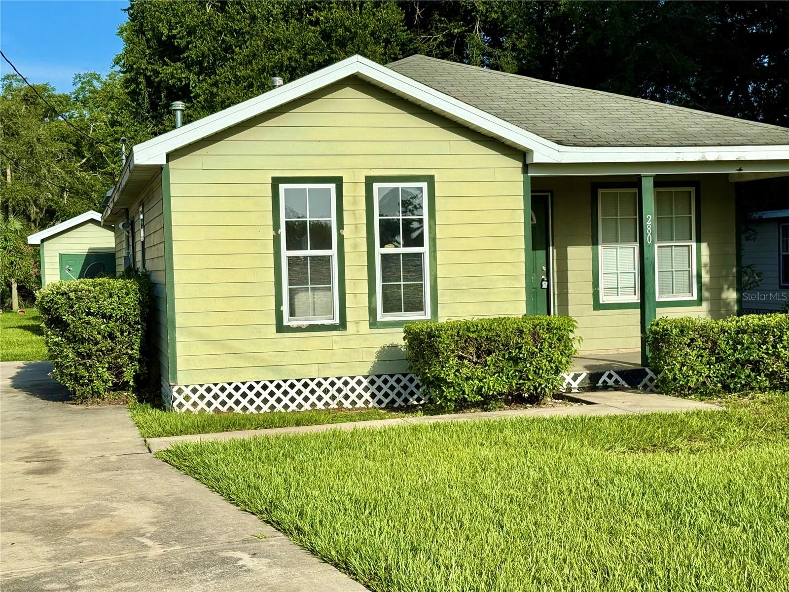 280 W 9TH AVENUE