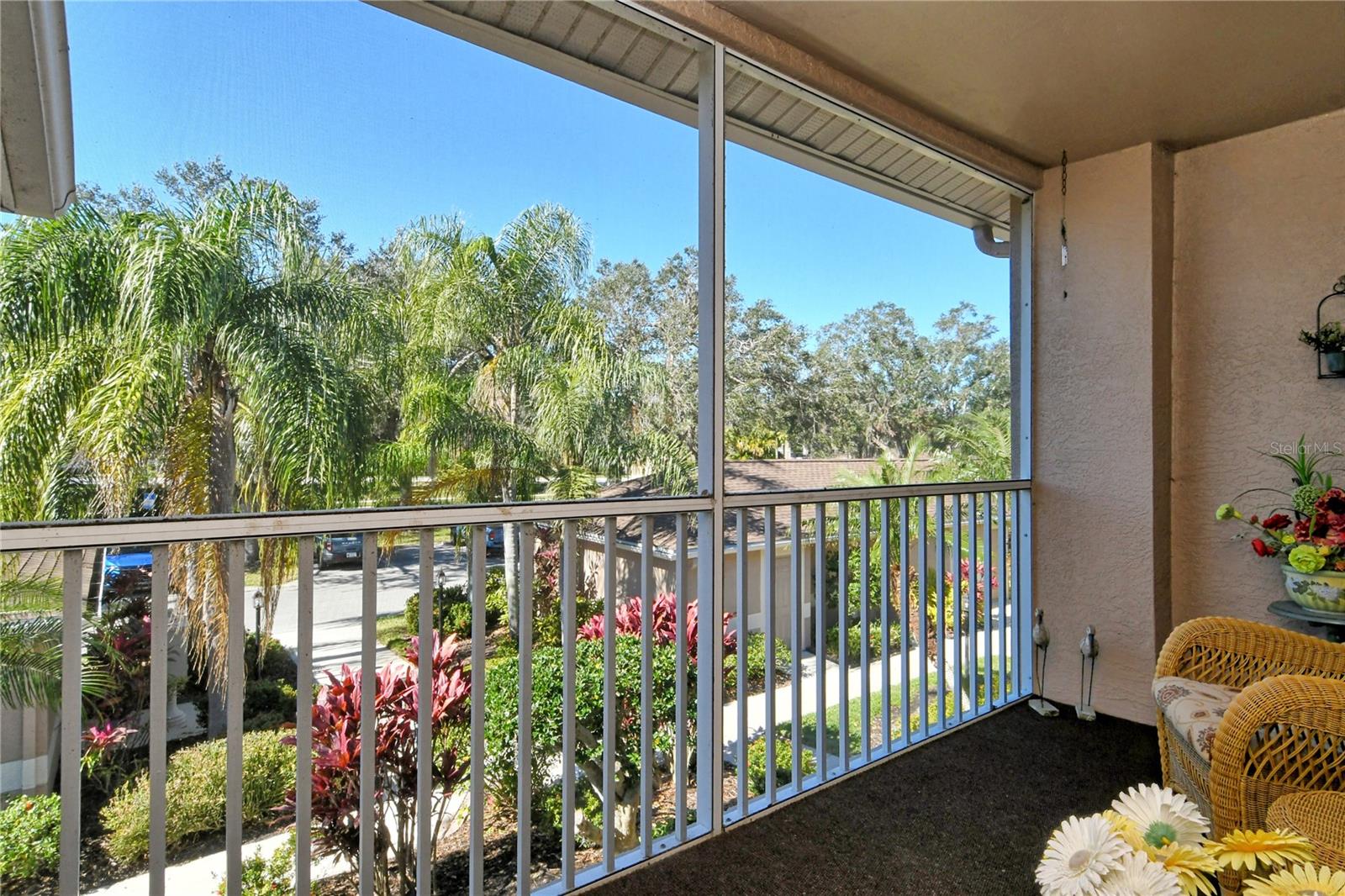 5251 MAHOGANY RUN AVENUE 524