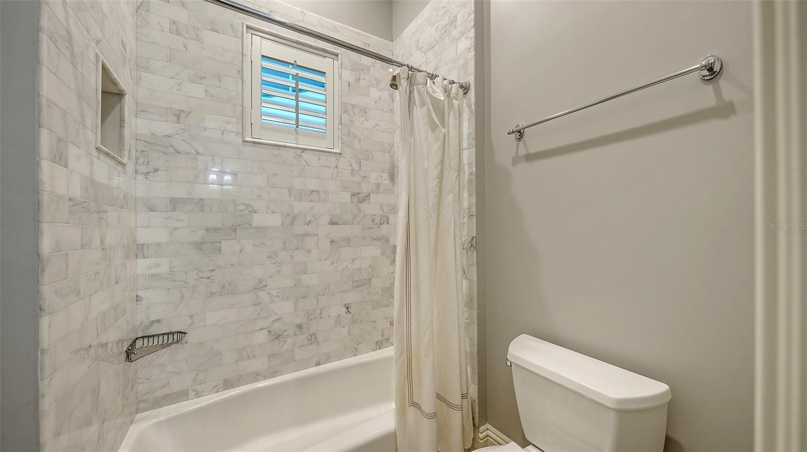 SADDLE OAK ESTATES - Residential