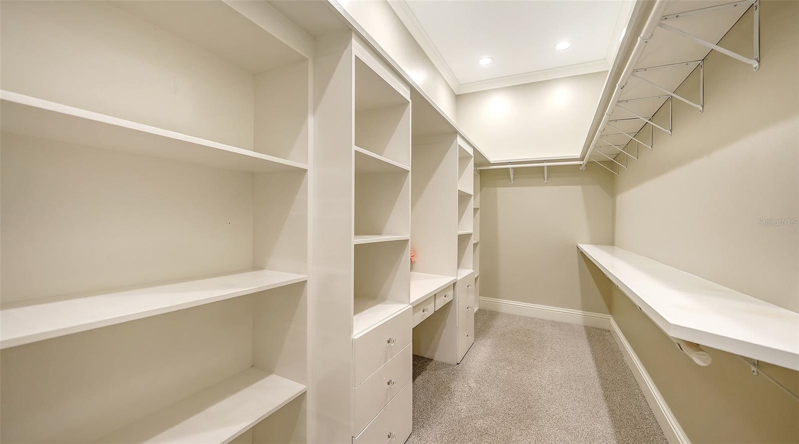 SADDLE OAK ESTATES - Residential