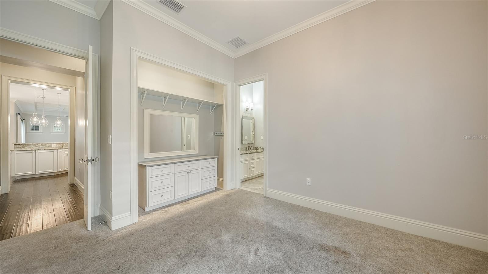 SADDLE OAK ESTATES - Residential