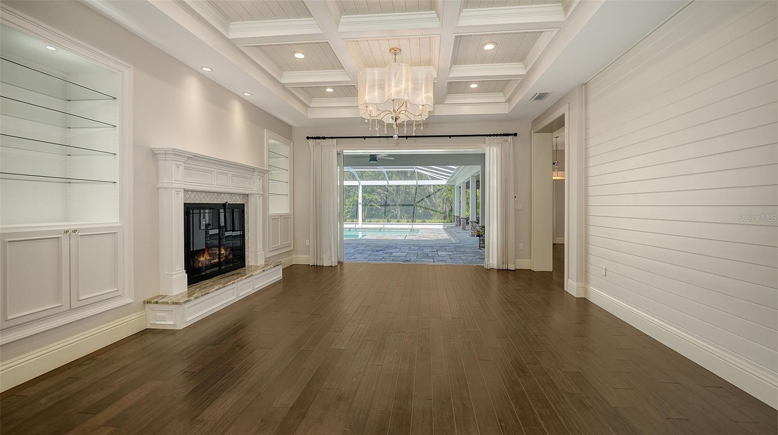 SADDLE OAK ESTATES - Residential