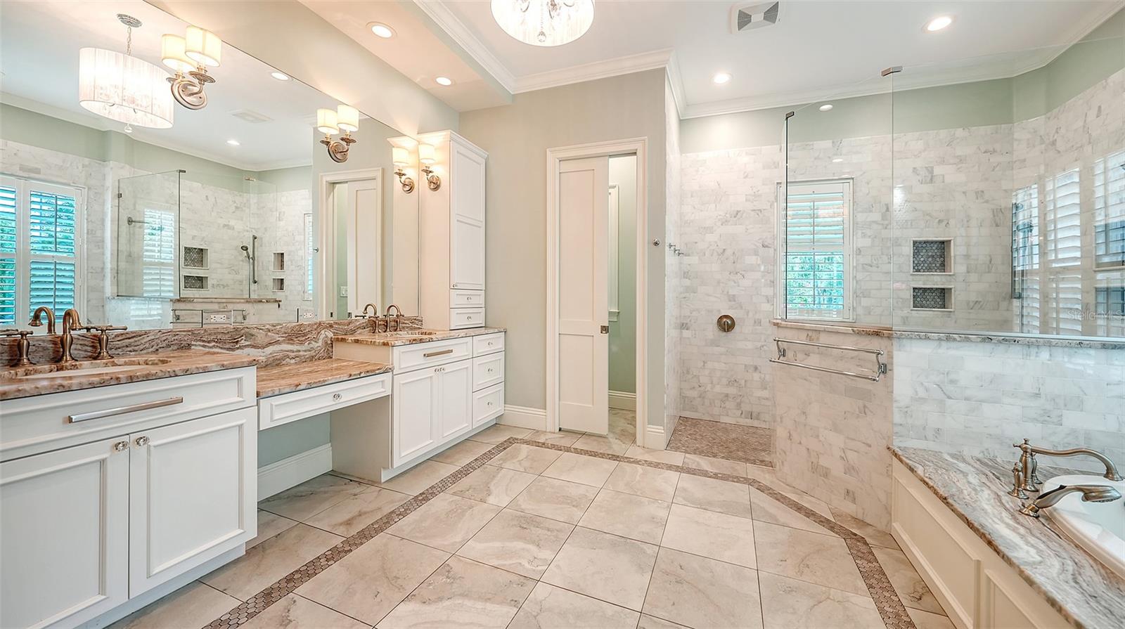 SADDLE OAK ESTATES - Residential