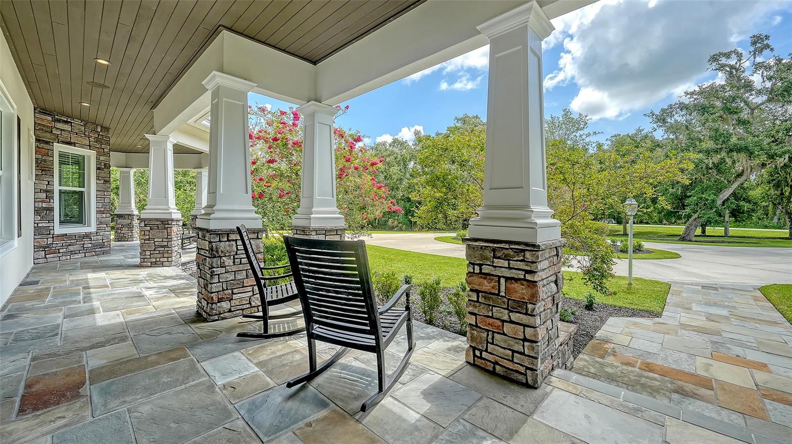 6050 SADDLE OAK TRAIL