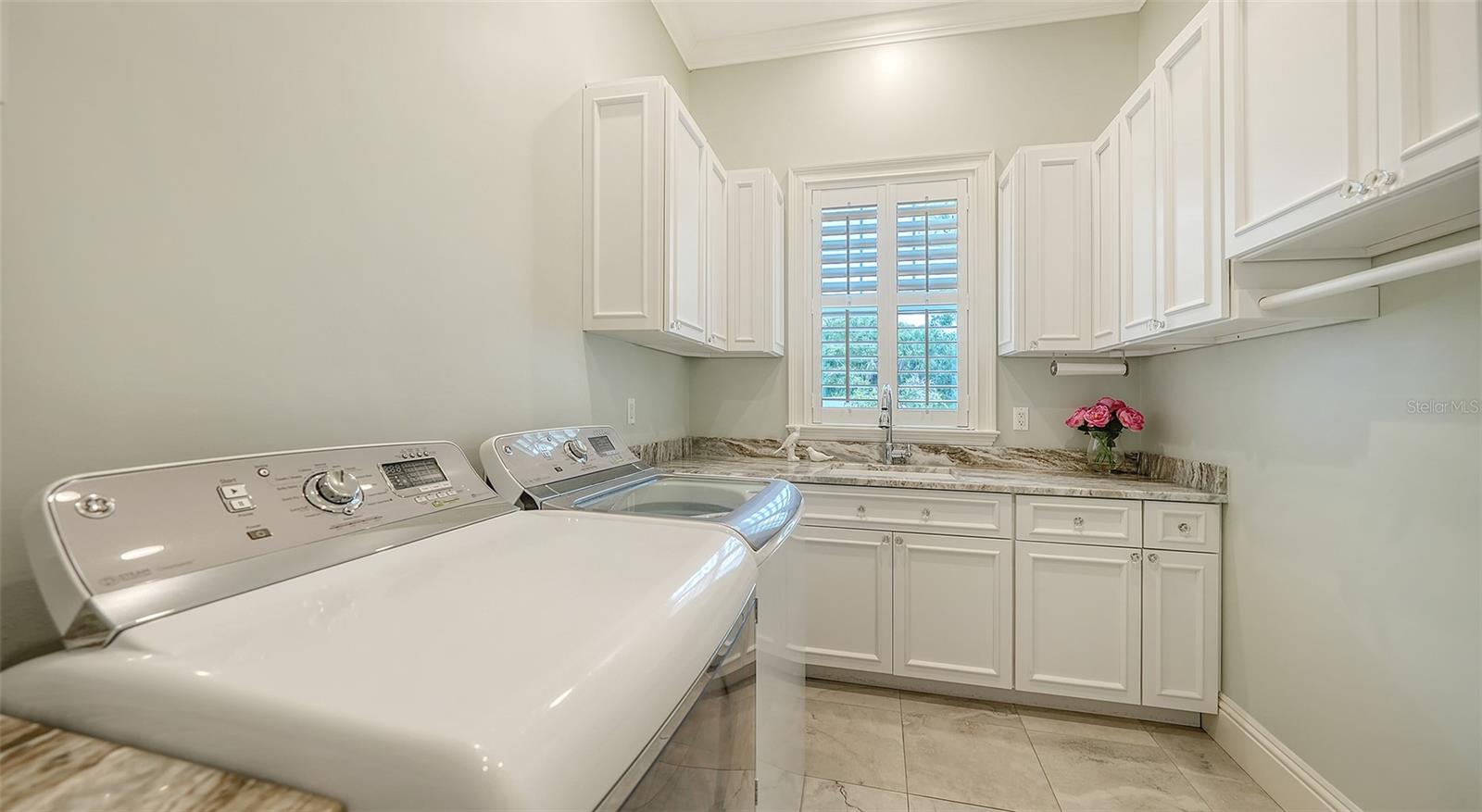 SADDLE OAK ESTATES - Residential