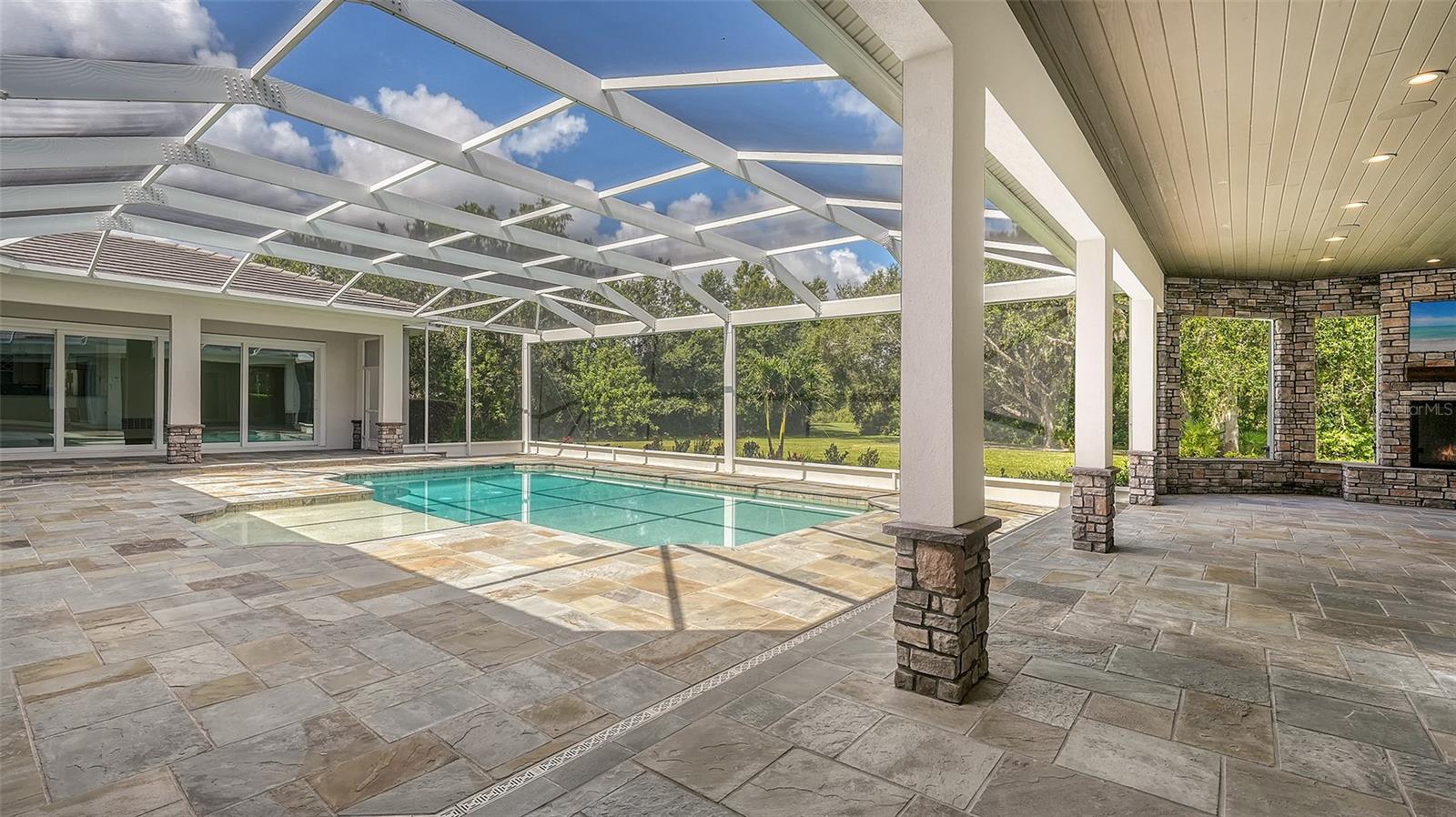 SADDLE OAK ESTATES - Residential