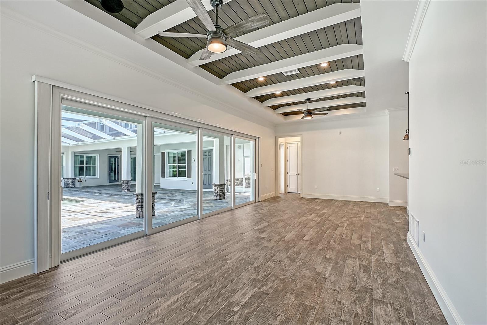 SADDLE OAK ESTATES - Residential