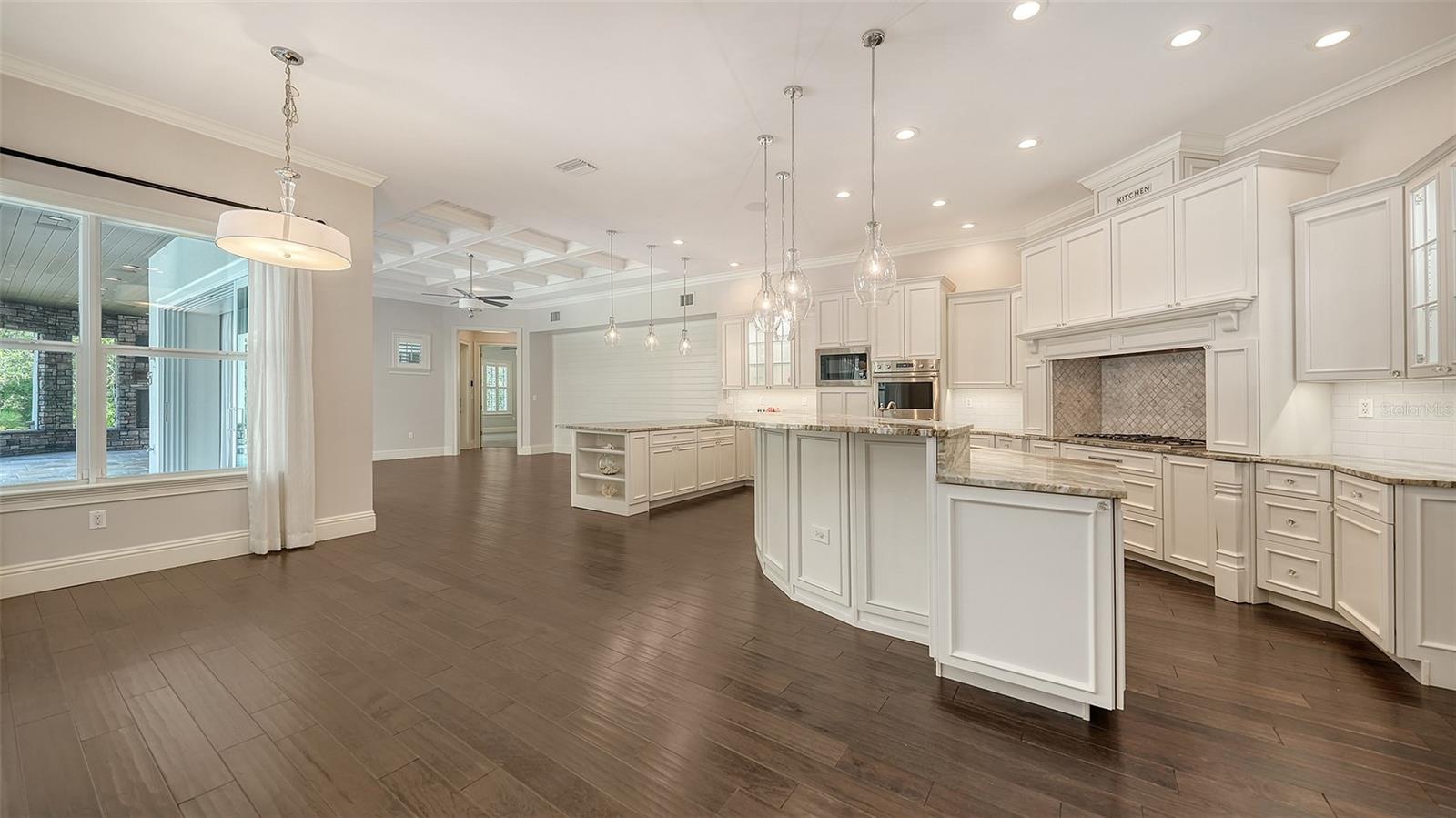 SADDLE OAK ESTATES - Residential