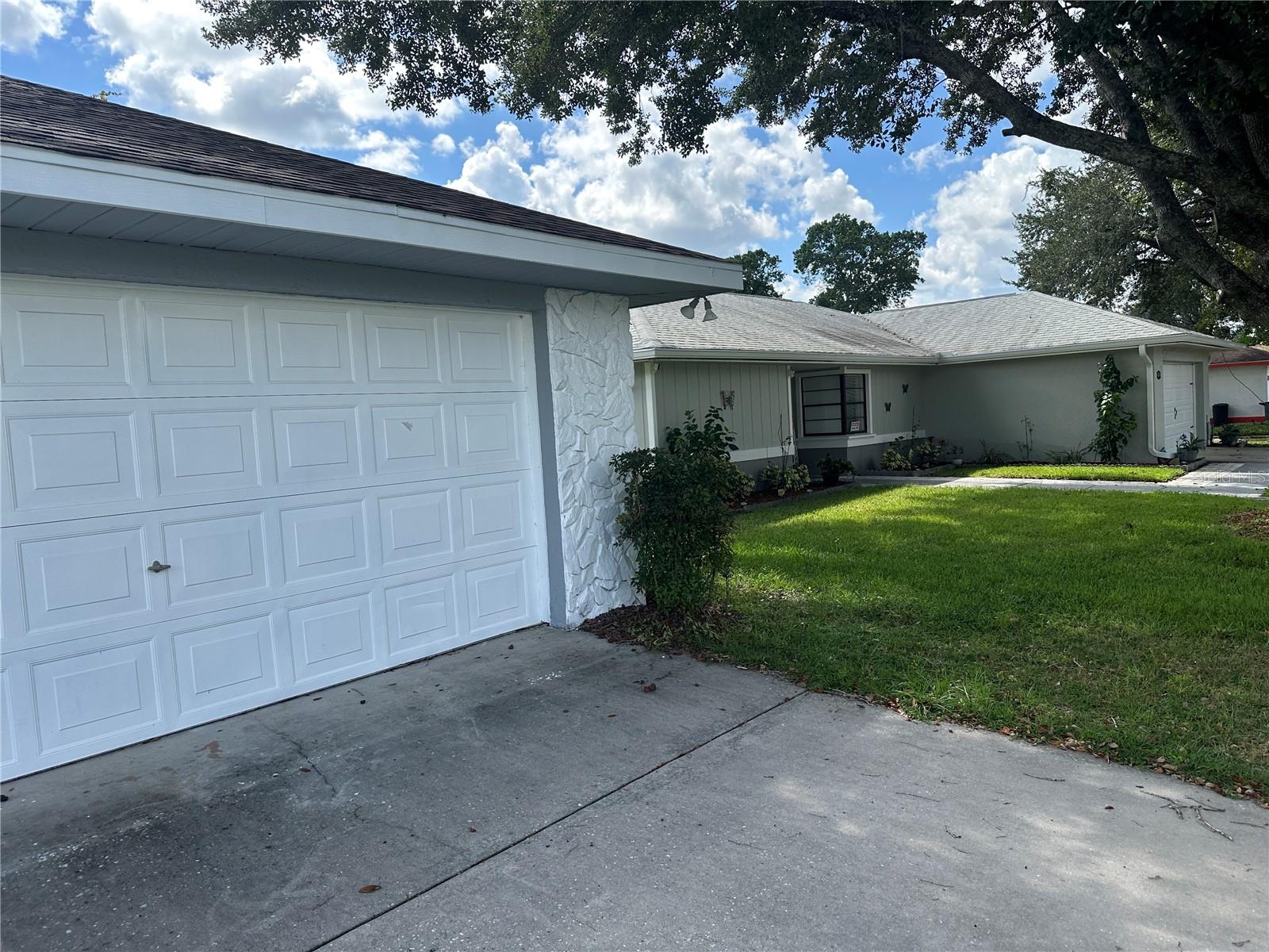 MARION OAKS UN 02 - Residential Lease