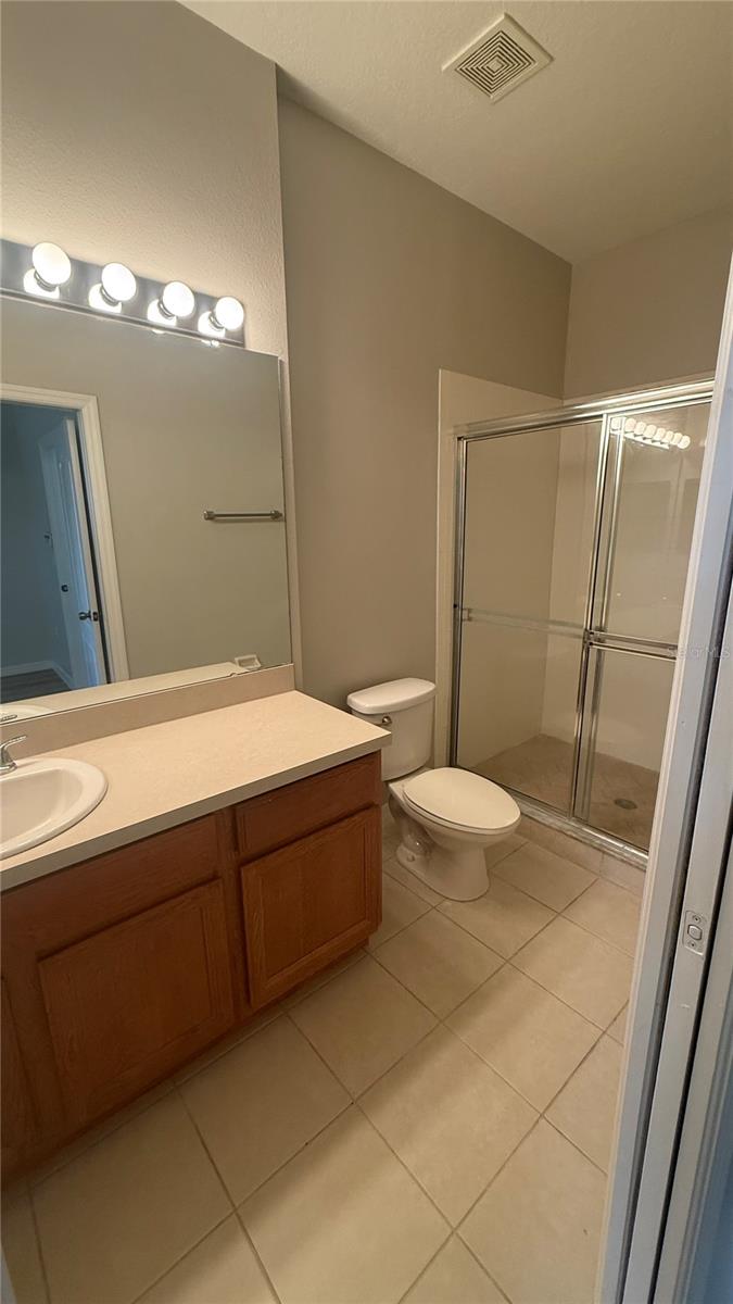 TOWNS LEGACY PARK - Residential Lease