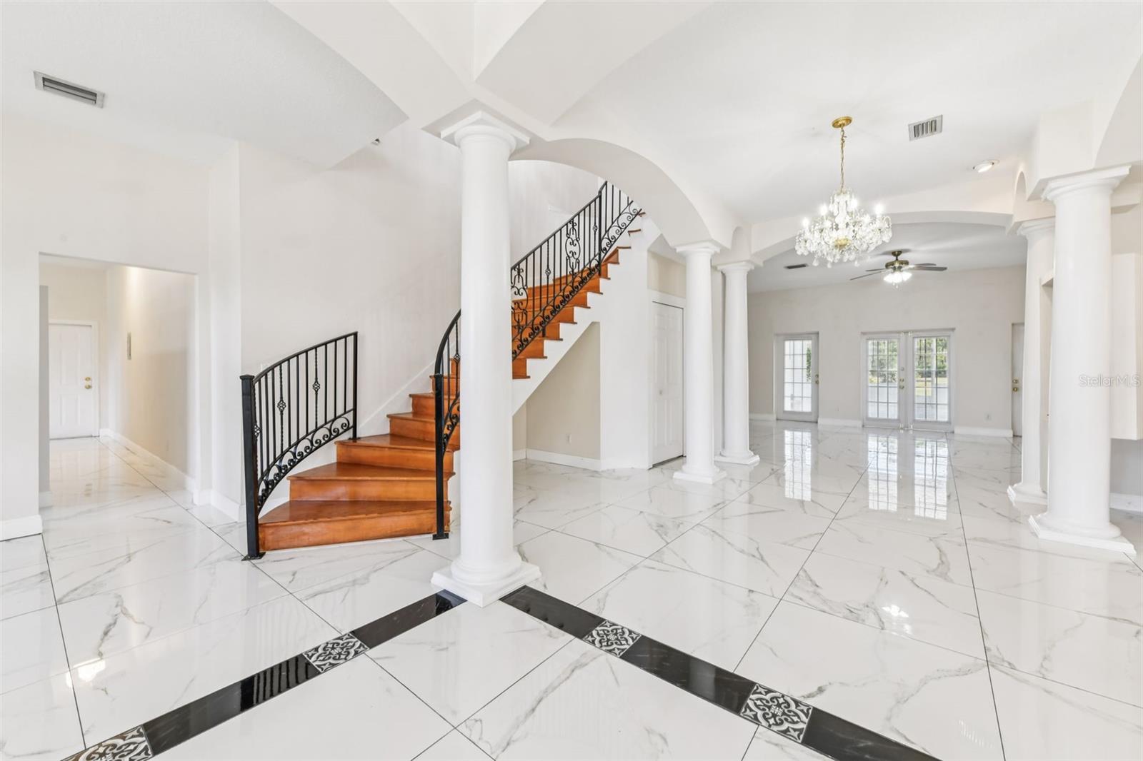 ROCKET CITYA - Residential