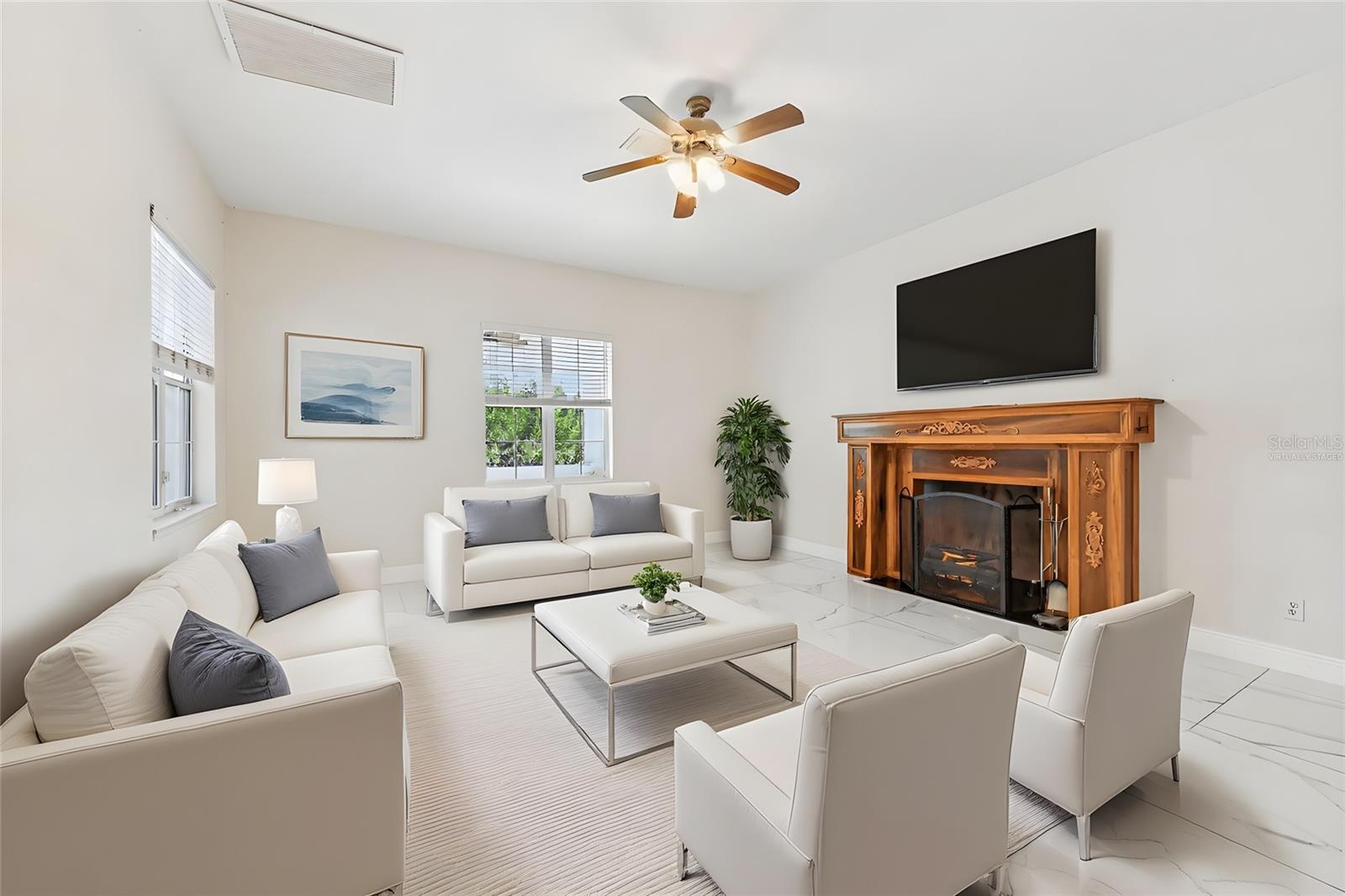 ROCKET CITYA - Residential