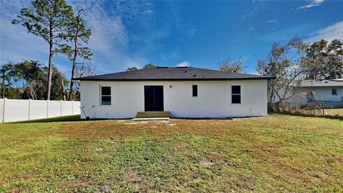 A home in DELAND