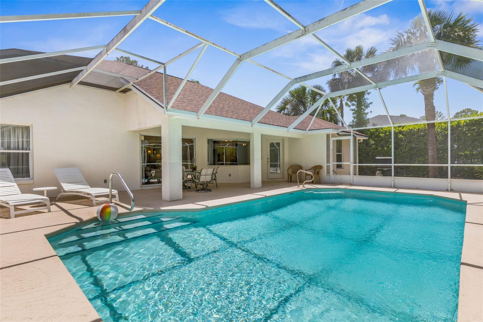 11 WHITE OAK LANE
