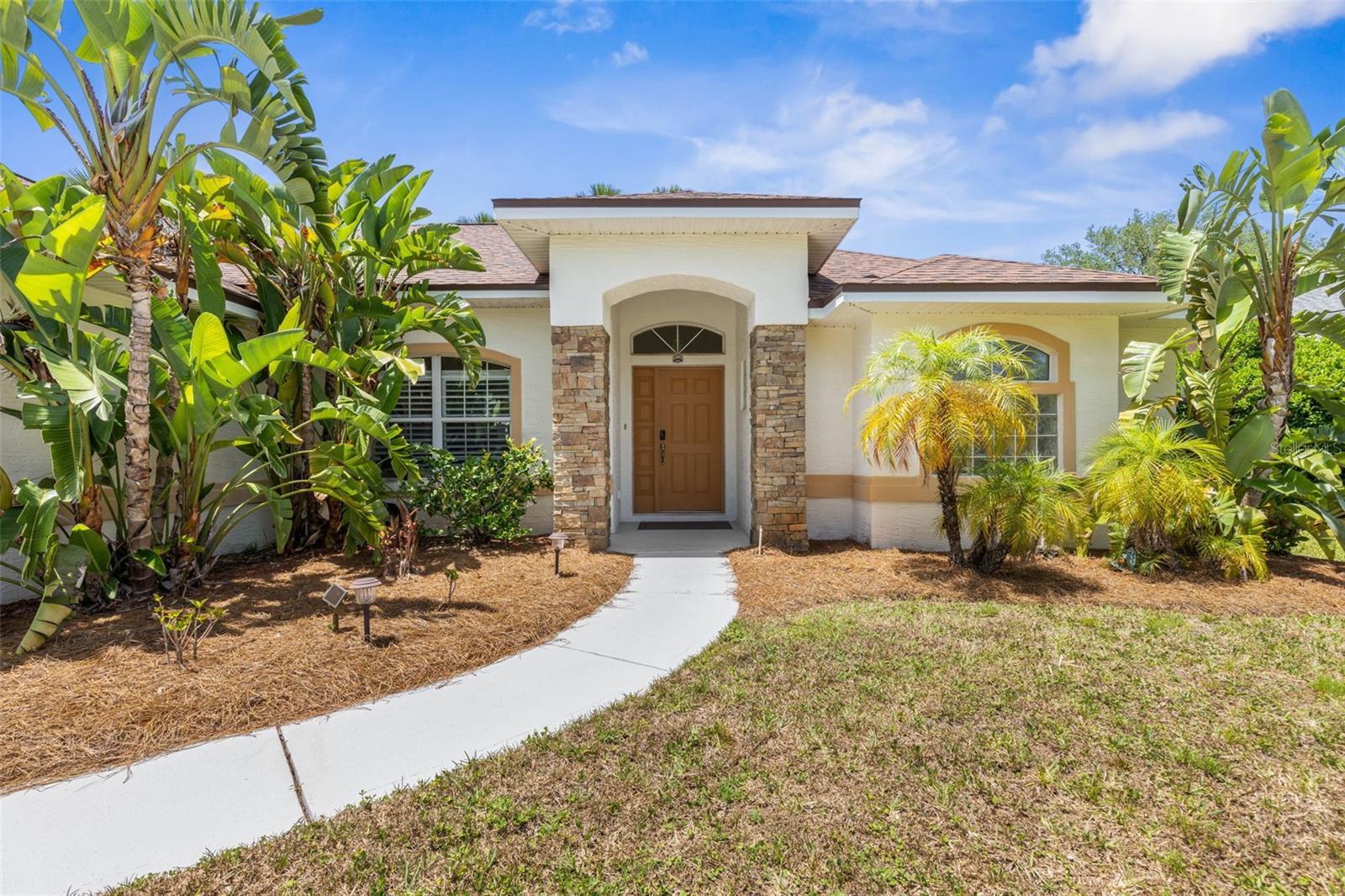 11 WHITE OAK LANE