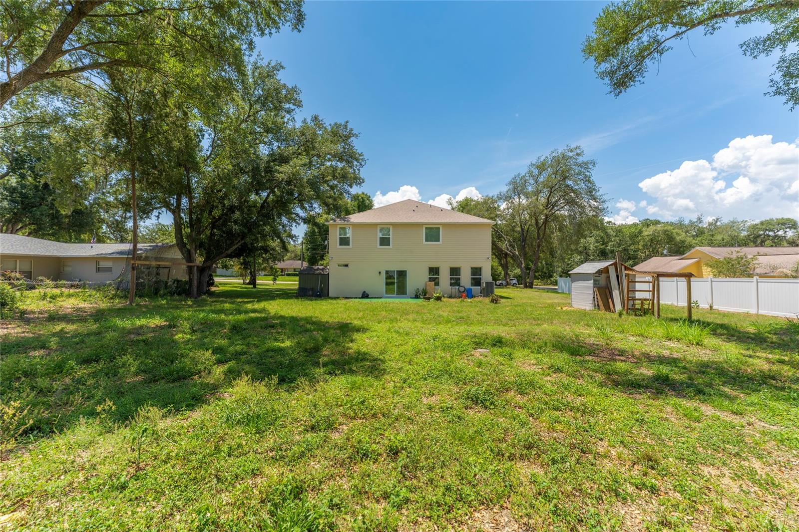 LAKE VIEW HEIGHTS - Residential