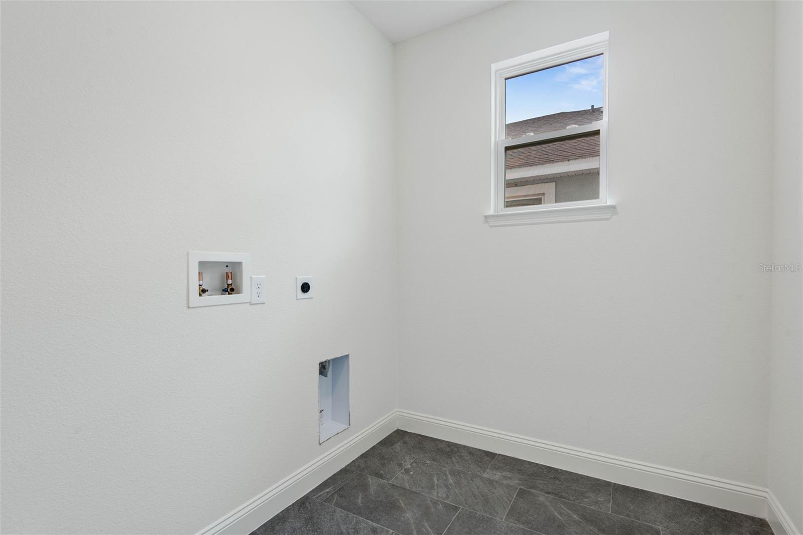 SAWMILL CREEK - Residential