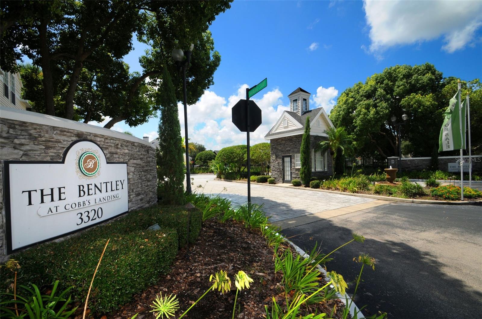 BENTLEY AT COBBS LANDING CONDO THE - Residential
