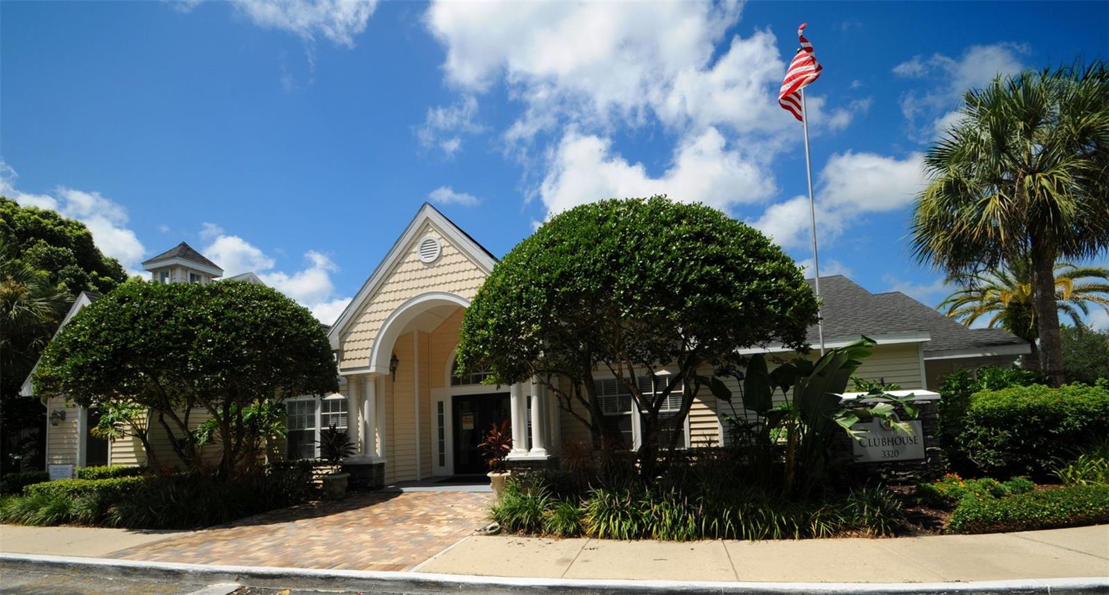 BENTLEY AT COBBS LANDING CONDO THE - Residential