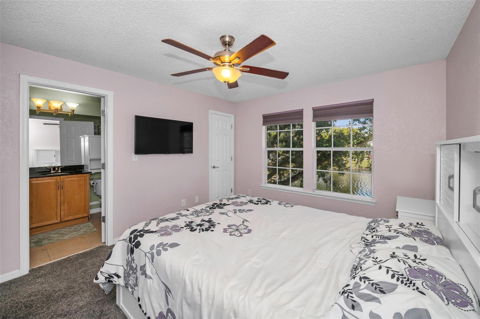 BENTLEY AT COBBS LANDING CONDO THE - Residential