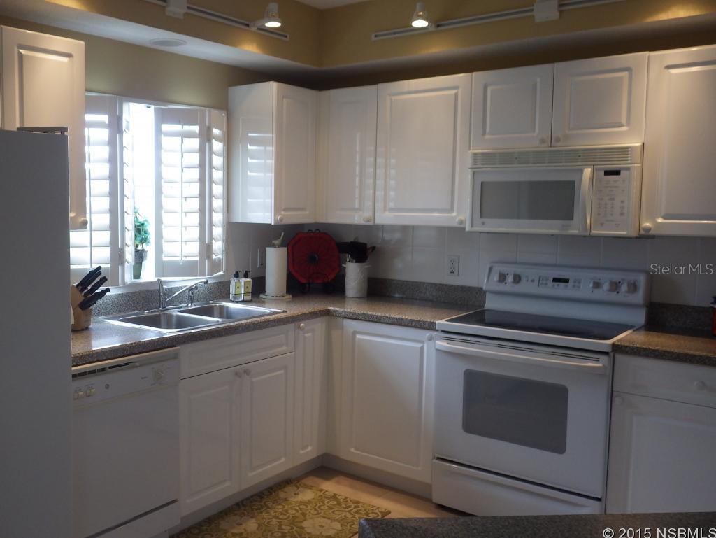 Ocean Walk Condo At Nsb Bldg 04 - Residential