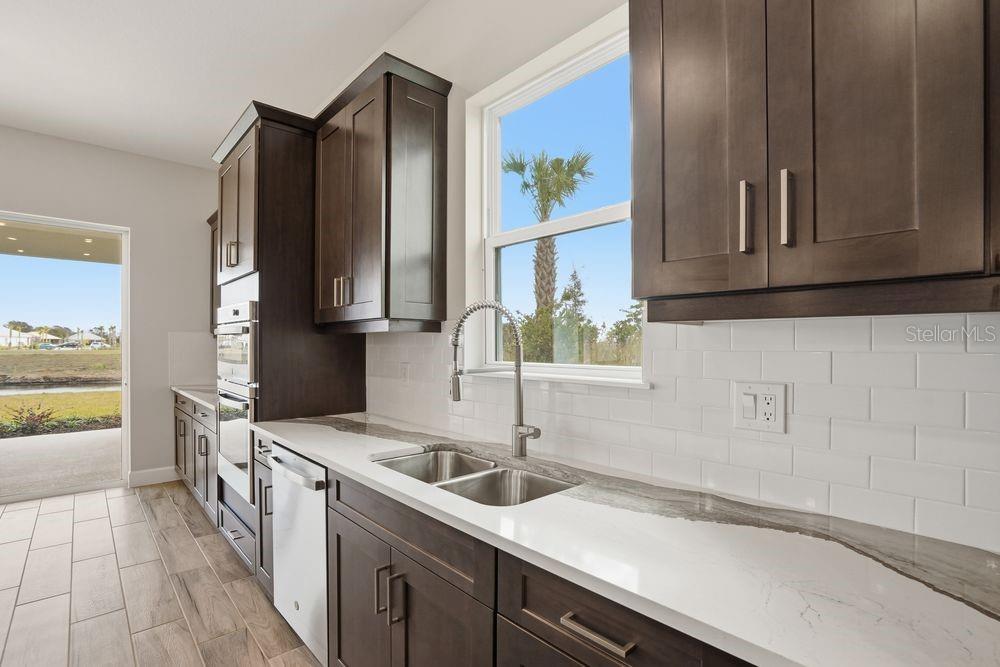 13704 BUCHANAN DRIVE