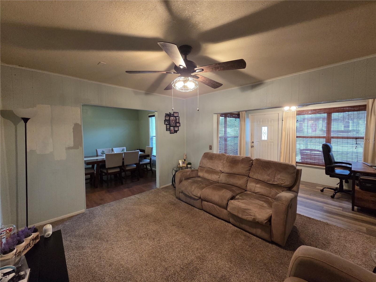 124 E F ST