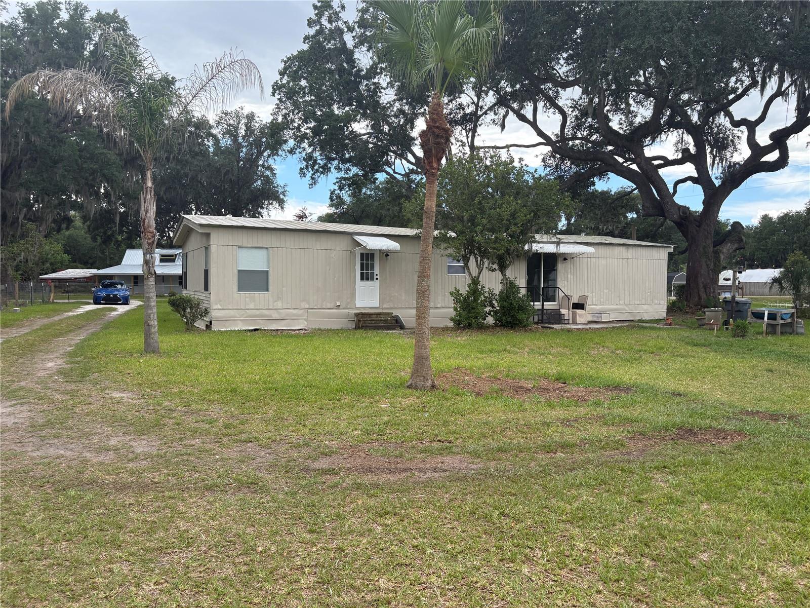 OAKWOOD ESTATES - Residential Lease