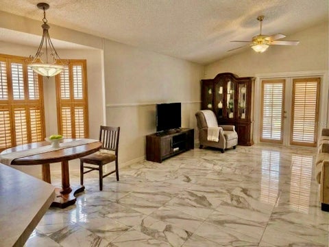 521 Cypress Tree Court, Orlando, FL 32825