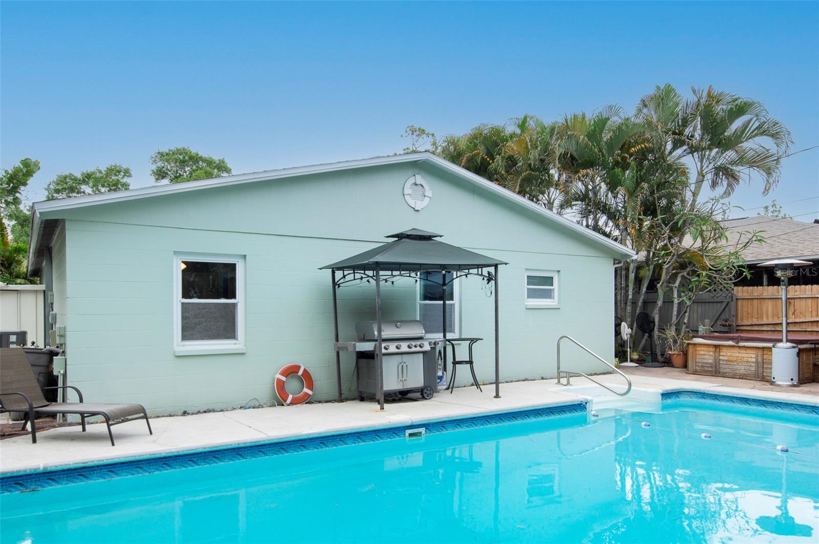 PASADENA HEIGHTS - Residential