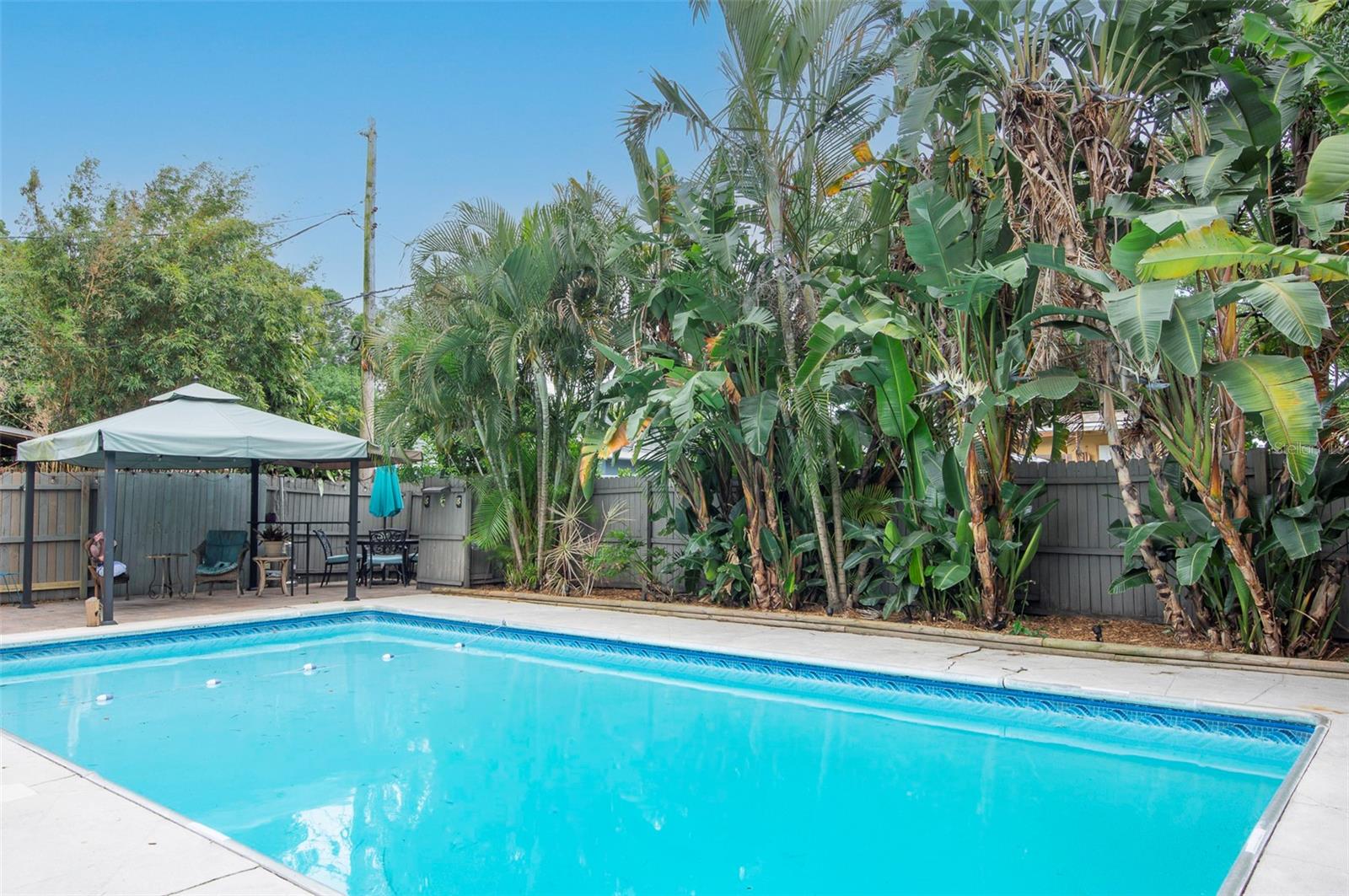 PASADENA HEIGHTS - Residential