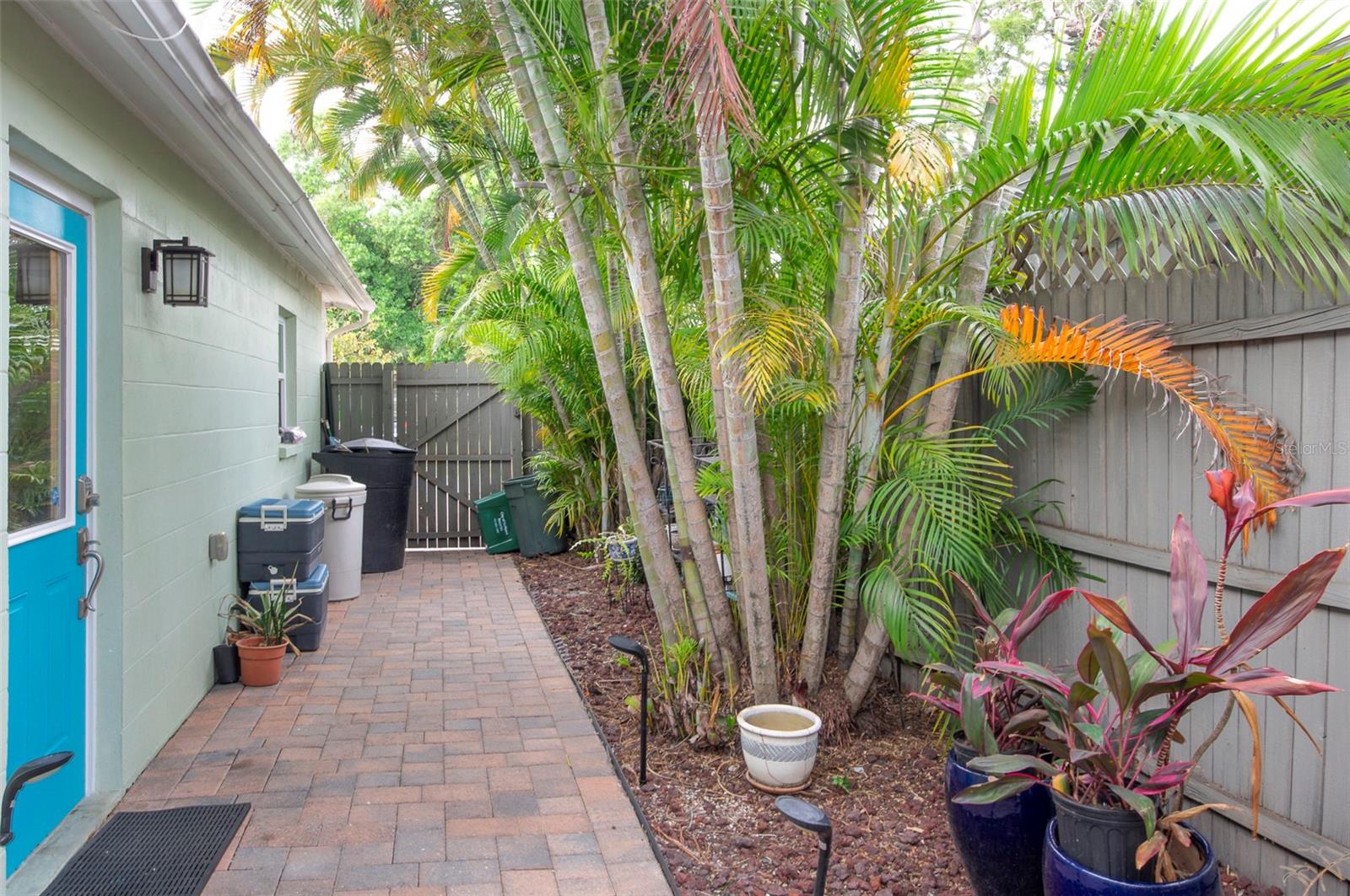 PASADENA HEIGHTS - Residential