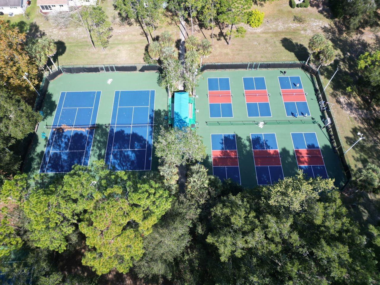 OAK RUN PARK VIEW - Residential