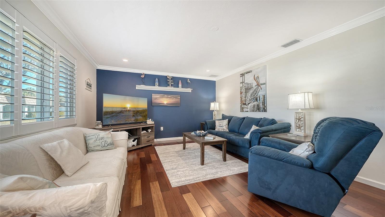 STRATHMORE RIVERSIDE I - Residential