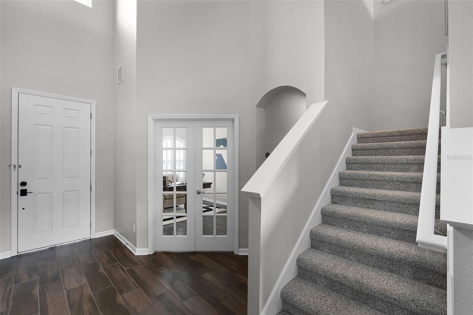 WEST LAKE HANCOCK ESTATES - Residential Lease