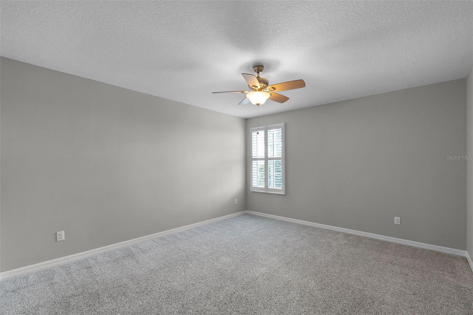 WEST LAKE HANCOCK ESTATES - Residential Lease