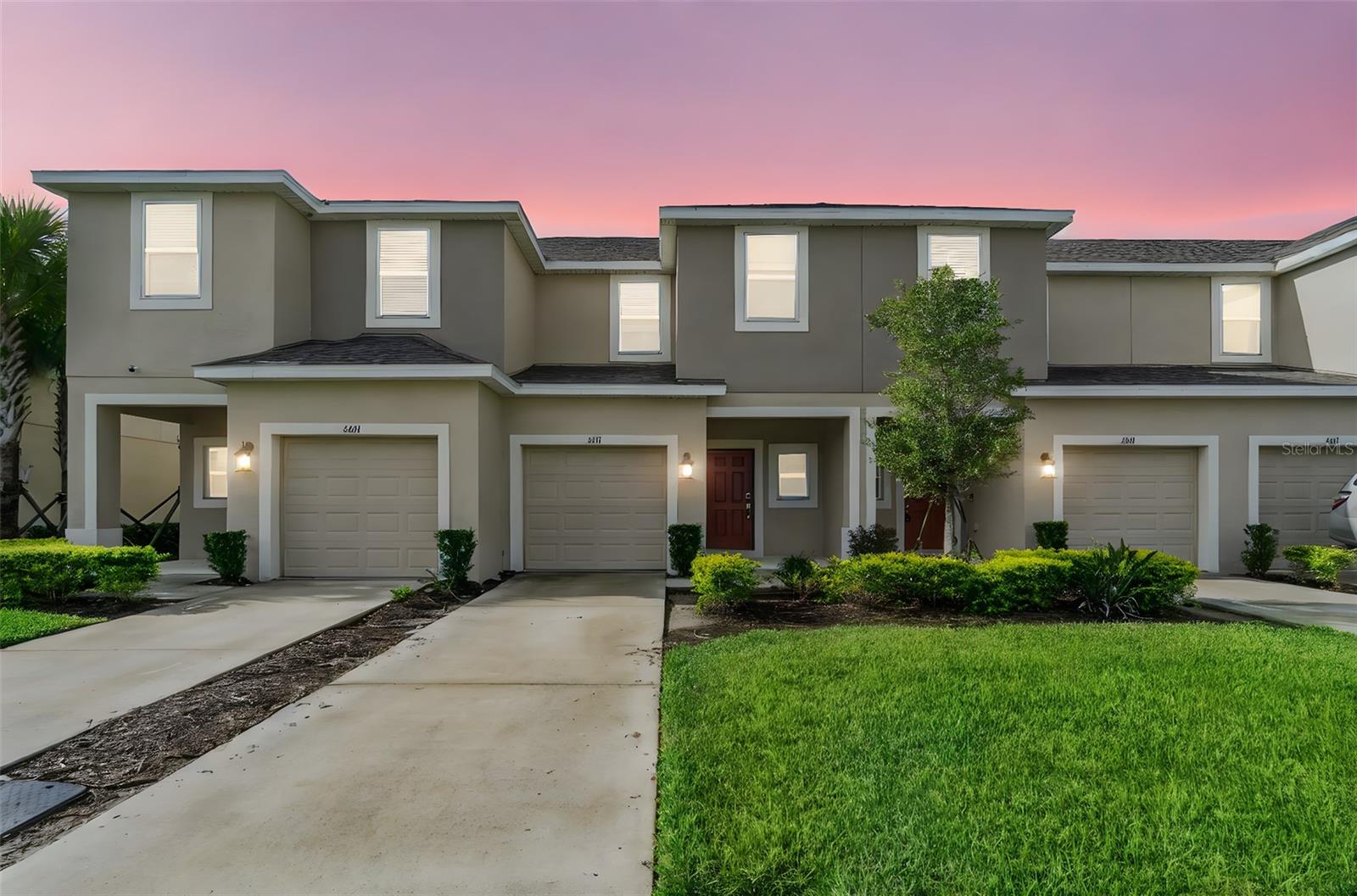 ANTHEM PARK TRACT M REPLAT PB 33 PGS 32-34 LOT 42 - Residential Lease