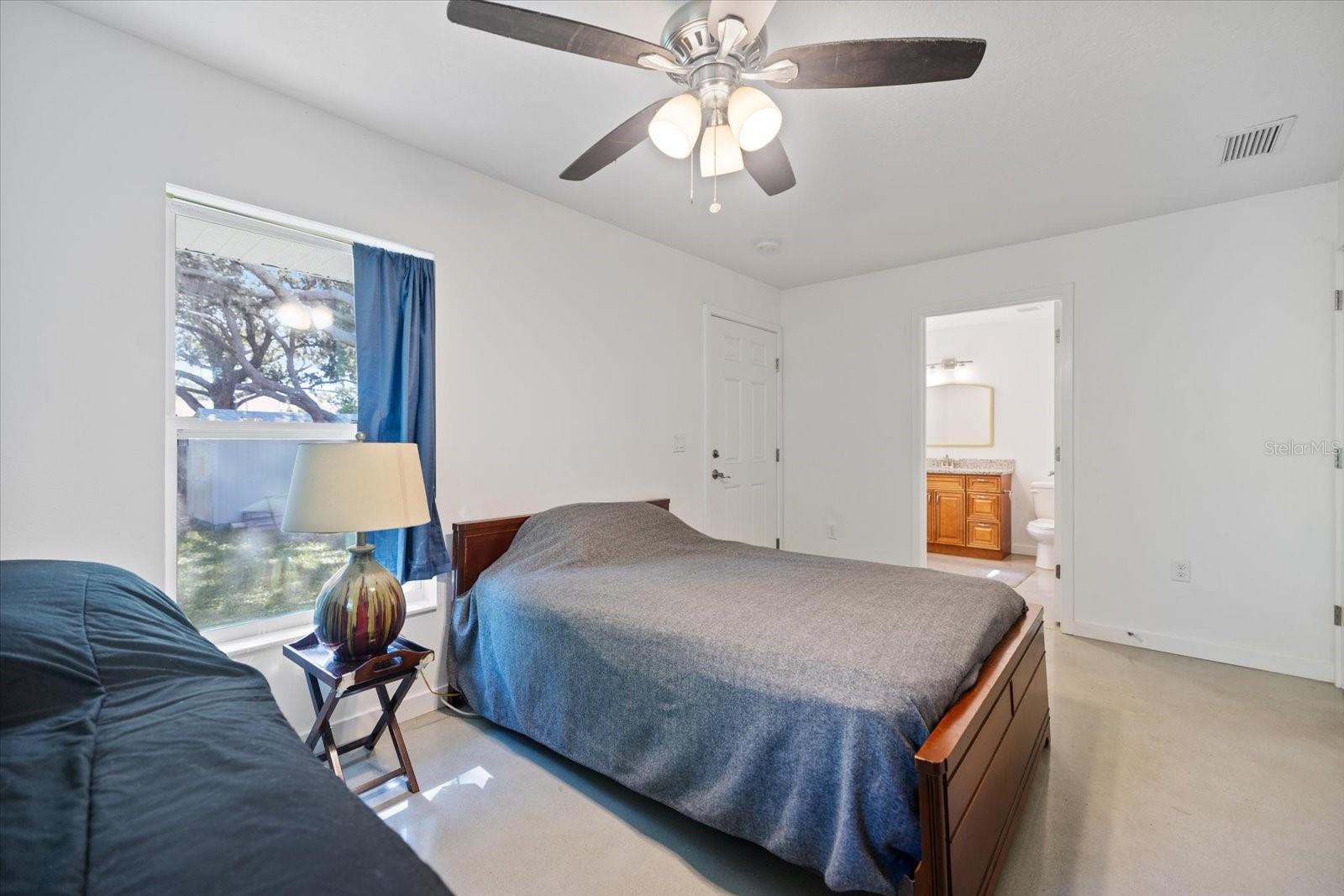 MEAD HELEN D - Residential