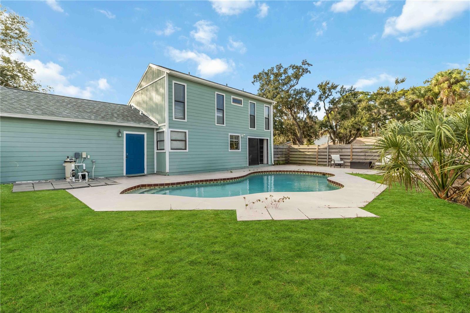 CEDAR HAMMOCK - Residential