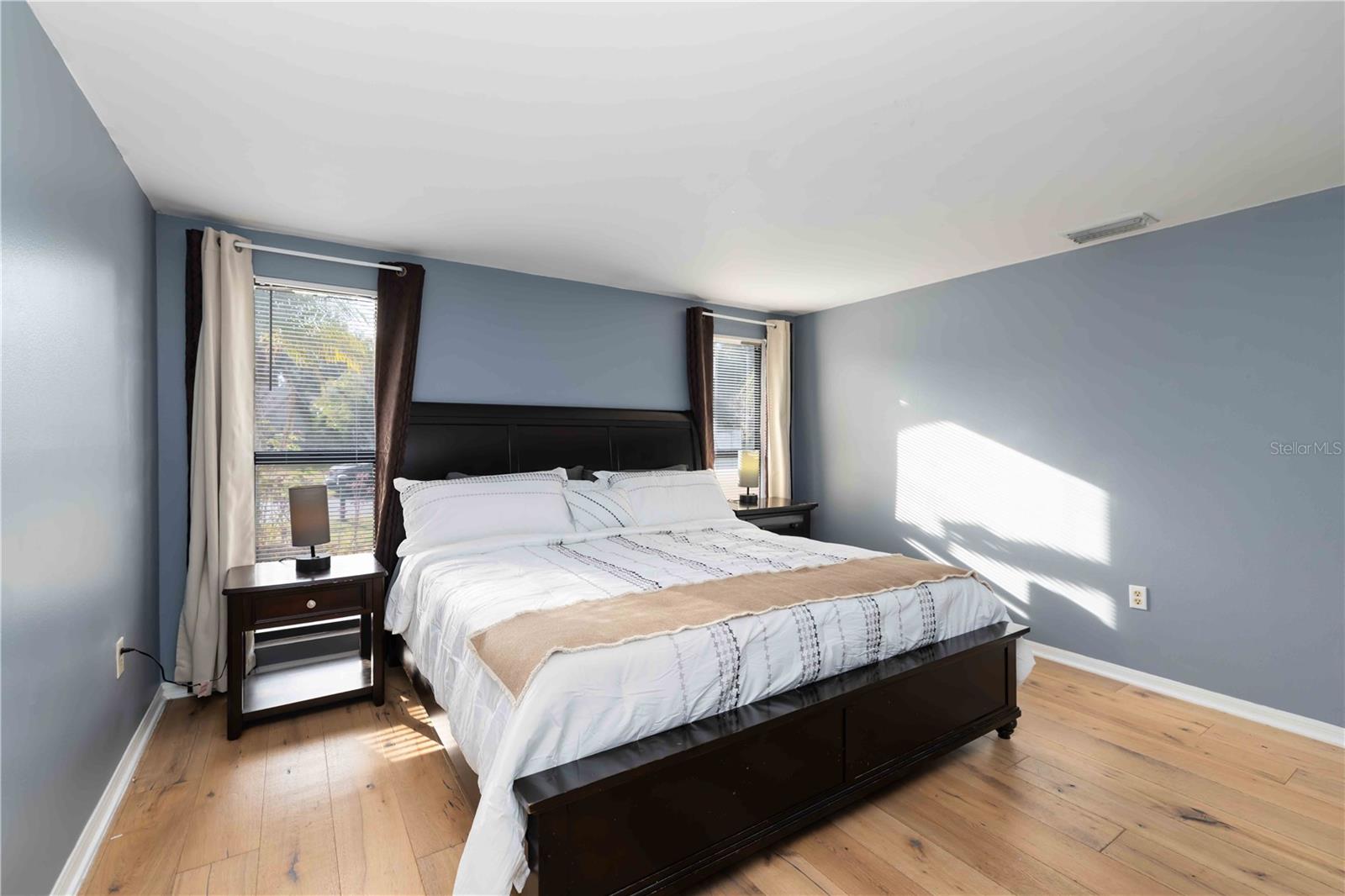 CEDAR HAMMOCK - Residential