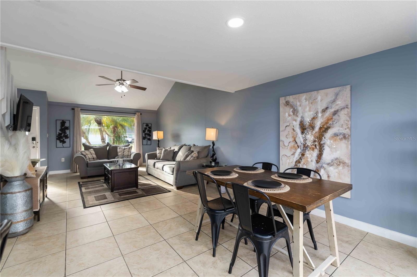 CEDAR HAMMOCK - Residential