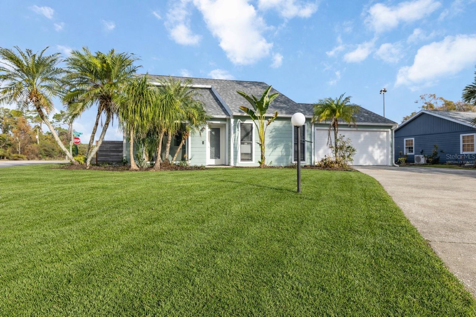 CEDAR HAMMOCK - Residential